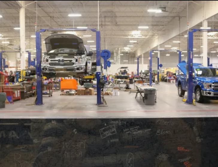 Co to jest karoseria? Kluczowe informacje i funkcje w pojazdach