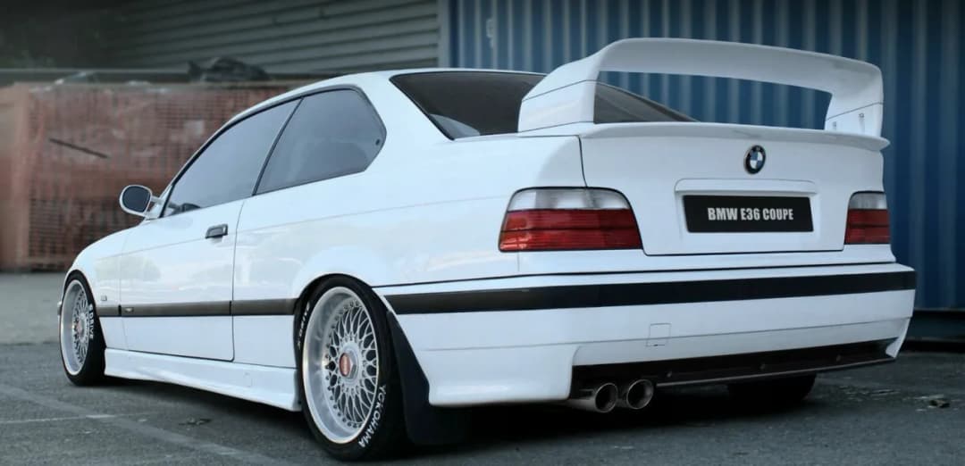 BMW E36 LTW spoiler - popraw wydajność i styl swojego auta