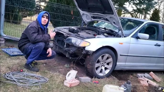 Jak ściągnąć zderzak BMW E46 bez uszkodzeń i frustracji